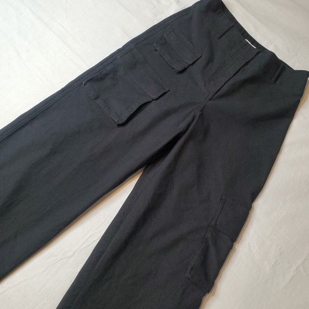 Aritzia Wilfred Free Women's Size 6 Picture Cargo Pants Wide Leg Black